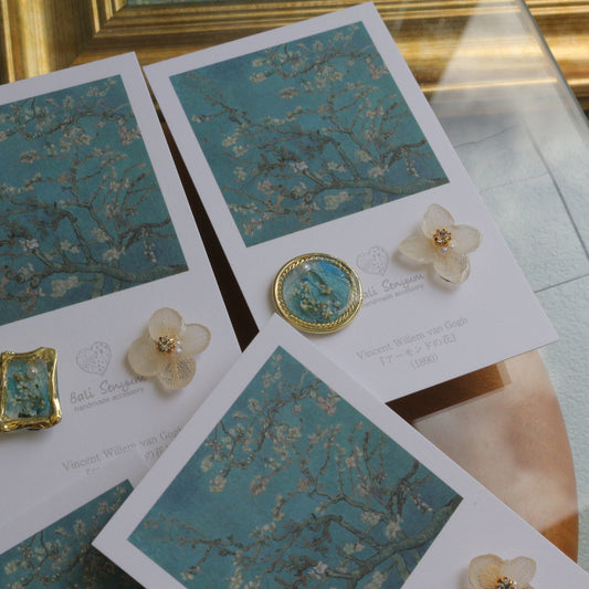 Gogh Inspired Flower and Medallion No.2 イヤリング Clip-on アーモンドの花