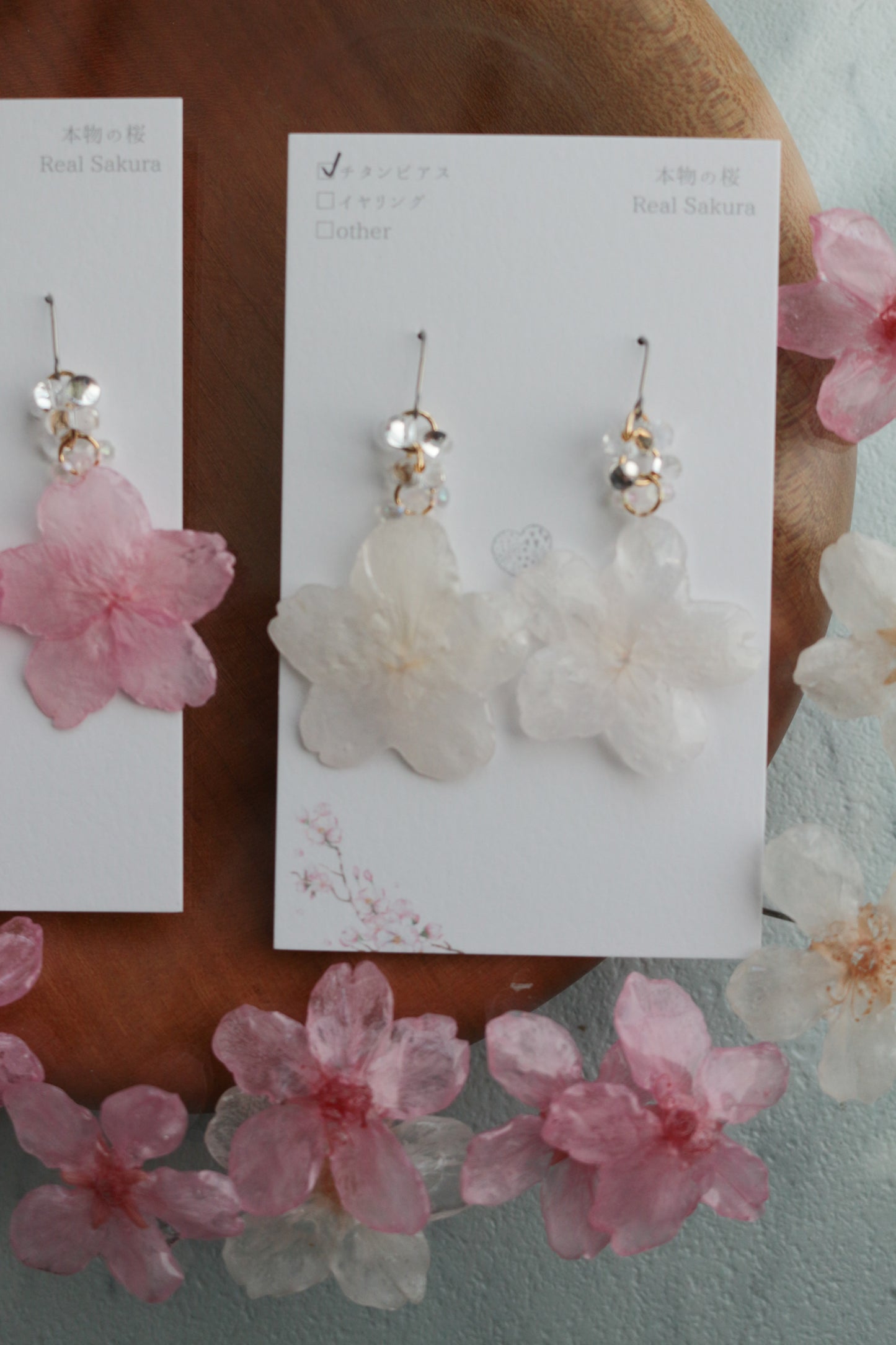 Someiyoshino Real Shape Sakura Earrings