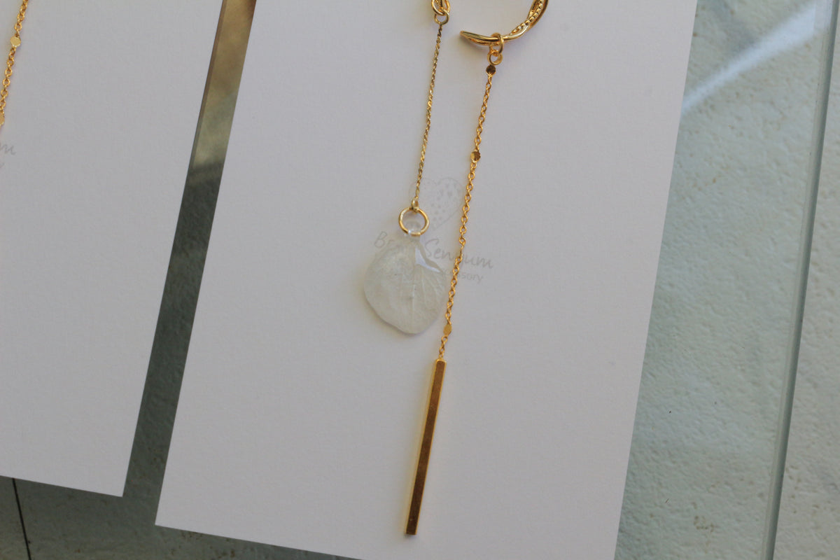 U Hydrangea Ear-Cuff No.1