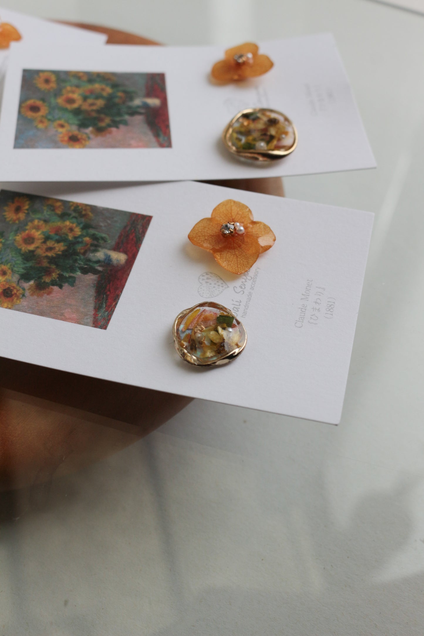 Monet Inspired Flower Earrings No.12 ピアスTitanium Pierce ひまわり