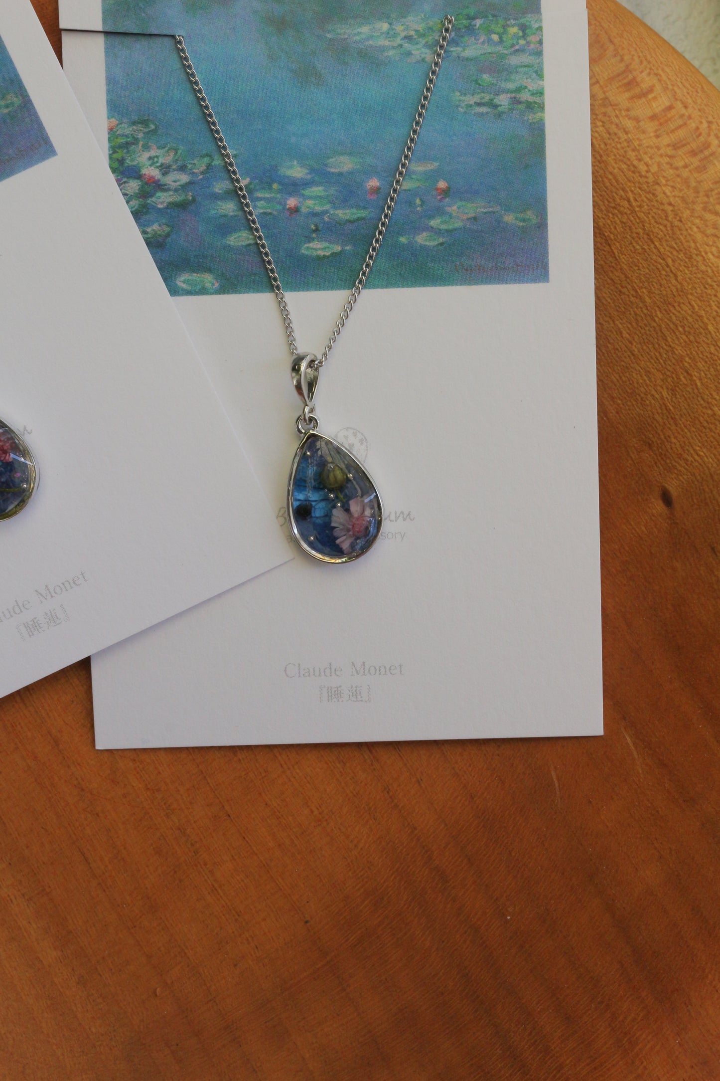 Claude Monet's Water Lilies Inspired Necklace - 睡蓮 ロジウムカラーネックレス
