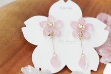 Someiyoshino Sakura Earrings with Hanging Petal #S015