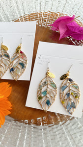 Leaf Earrings With Seasonal Flower Petals No.31