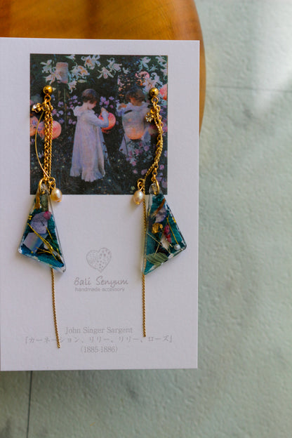 Sargent Inspired Triangular Floral Earrings-"カーネーション 、リリー、リリー、ローズ"