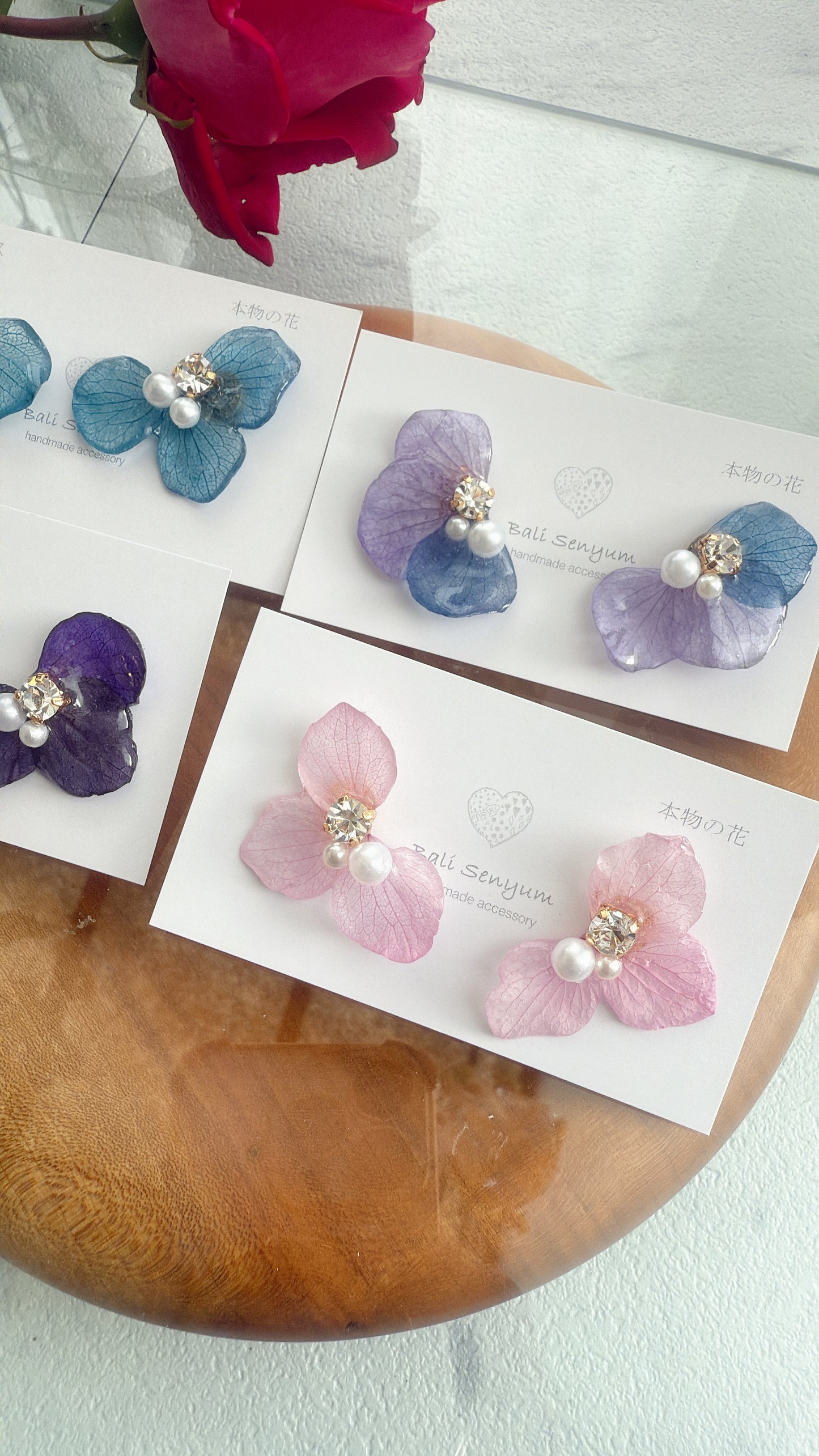 Hydrangea Wing No.113- Titanium Pierce(ピアス）