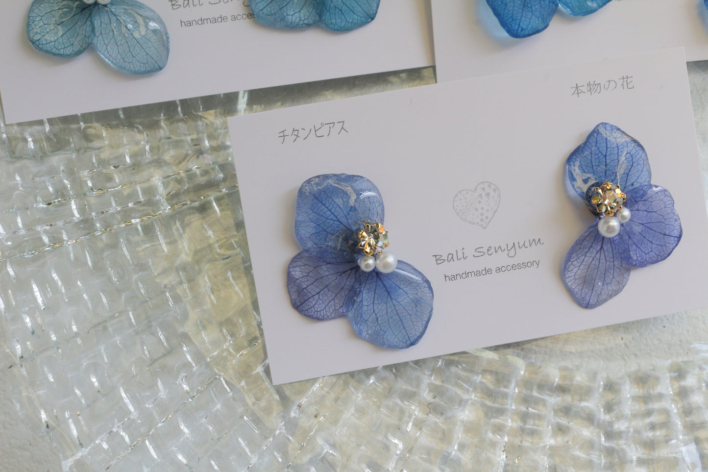Hydrangea Wing No.147- Titanium Pierce(ピアス）