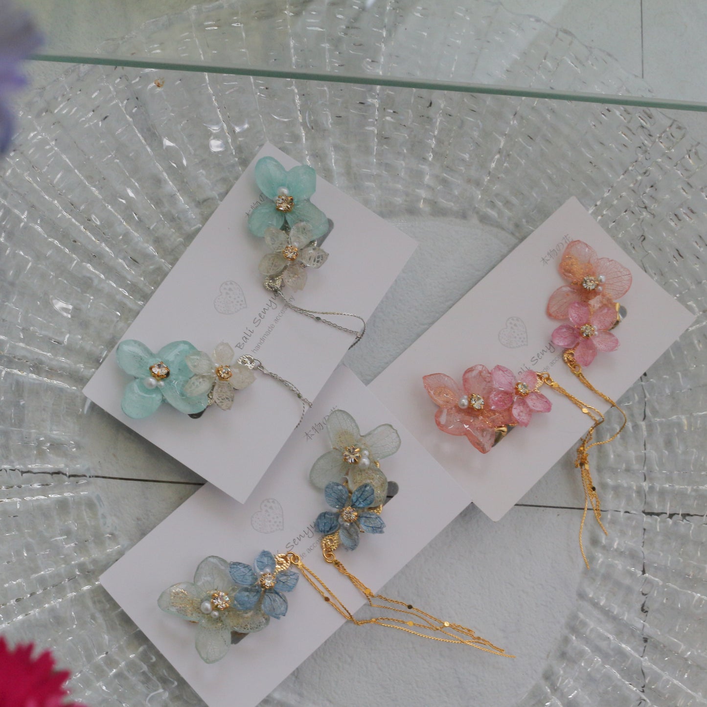 Hydrangea Flying Butterfly  No.51 - Clip-on(イヤリング）