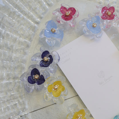 Clear Petals & Flower No.1 パーツ選べます。ピアス  or イヤリング