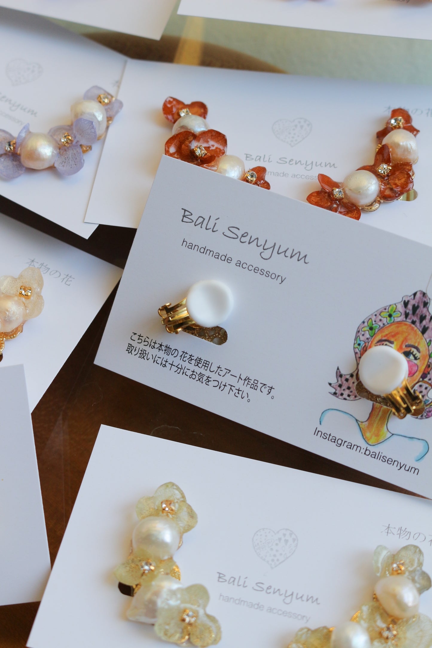 Hanayome Earrings with Pearl - 8 colors