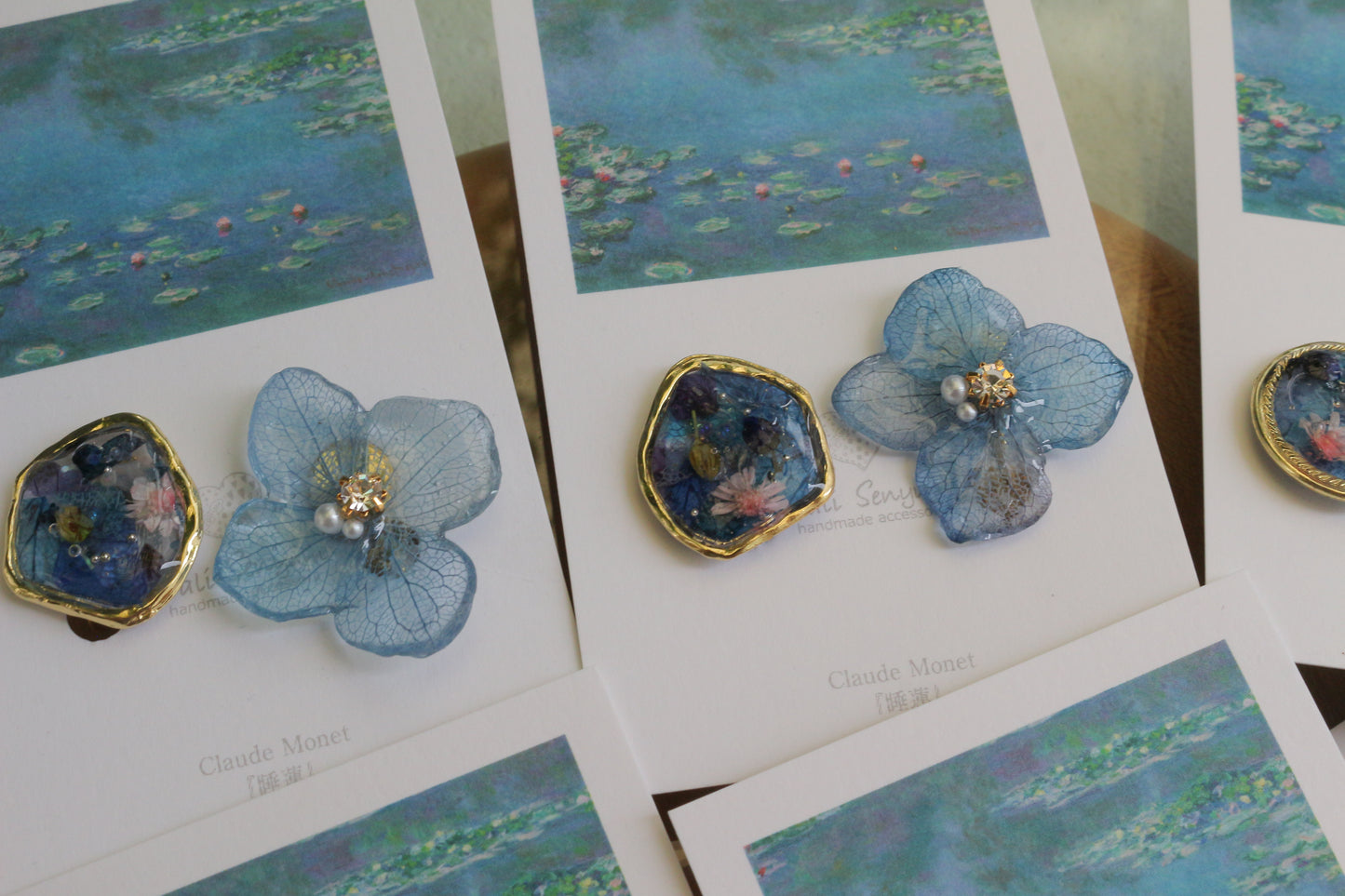 Monet's Water Lilies Inspired Flower and Medallion No.39 イヤリング Clip-on 睡蓮