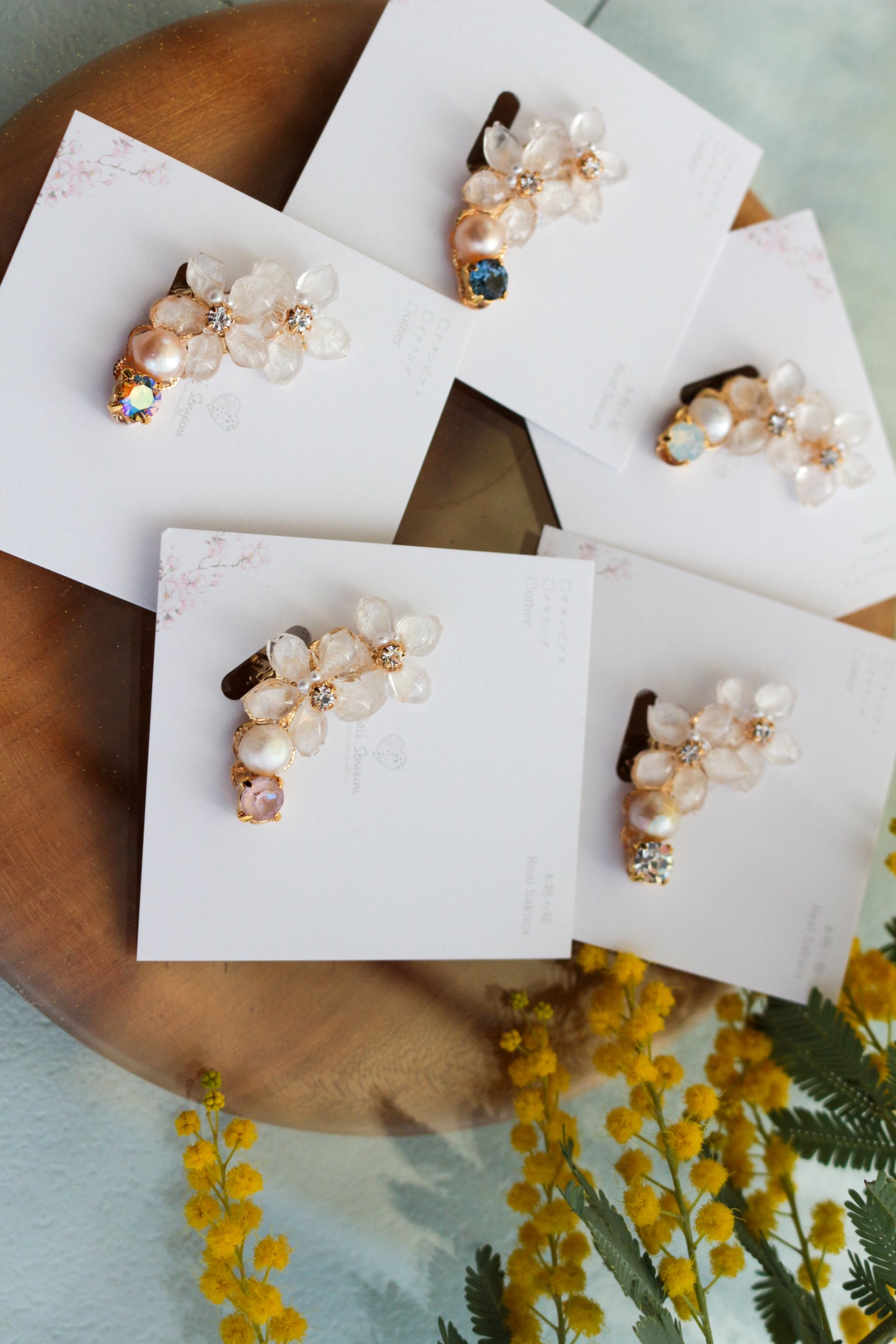 Someiyoshino Doule Sakura Ear-cuff  White  "Left"