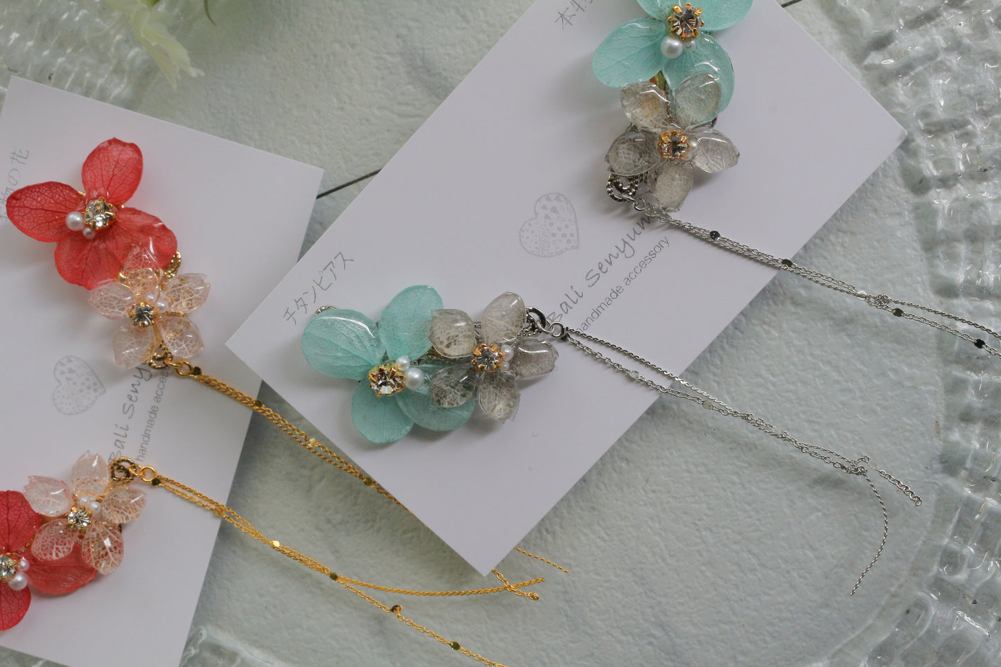 Hydrangea Flying Butterfly Earrings No.52 - Titanium Pierce(ピアス）