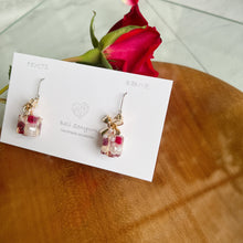 Christmas Gift Earring - White  Christmas #24