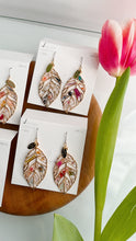 Leaf Earrings With Seasonal Flower Petals No.39