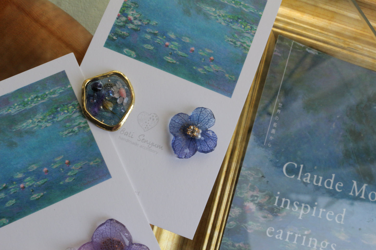 Monet Inspired Flower and Medallion No.25 ピアスTitanium Pierce 睡蓮