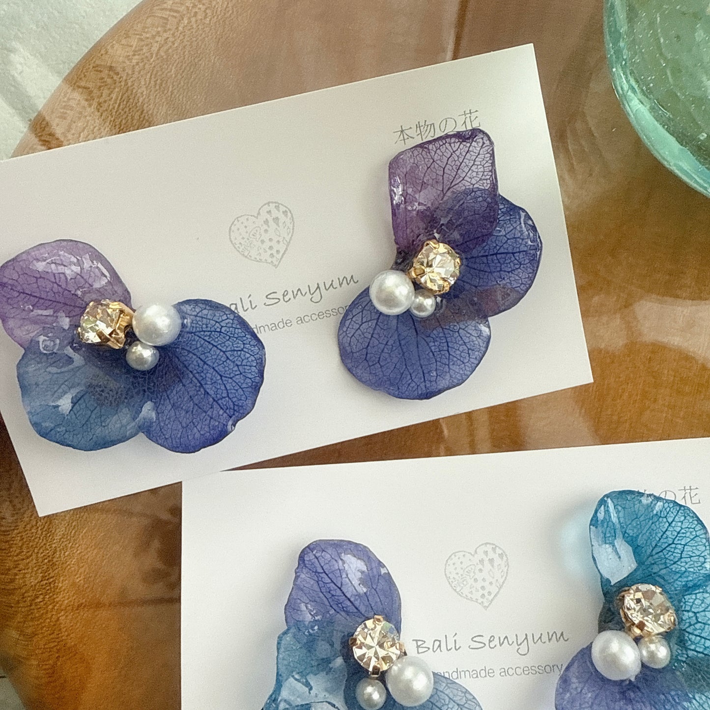 Gradation Hydrangea Wing No.116 - Clip-on(イヤリング）