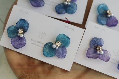 Hydrangea Wing No.136- Titanium Pierce(ピアス）