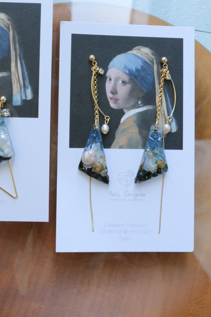 Johannes Vermeer Inspired Triangular Floral Earrings-真珠の耳飾りの少女