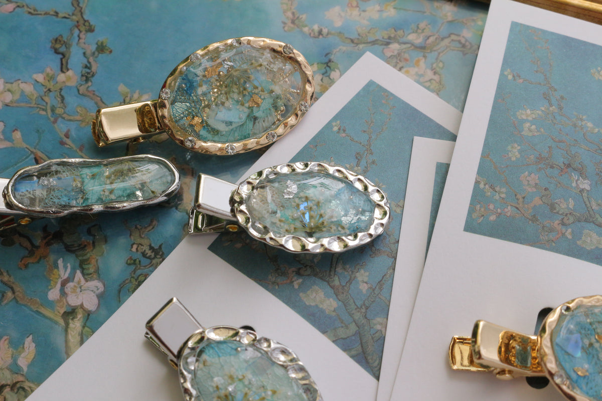 Gogh's Inspired Hair Clip - アーモンドの花