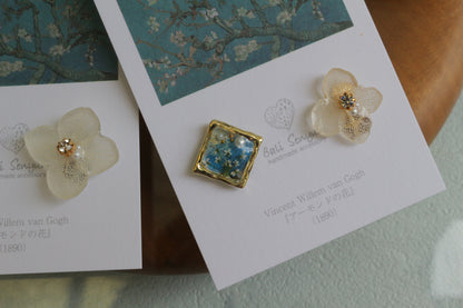 Gogh Inspired Flower and Medallion No.2 イヤリング Clip-on アーモンドの花