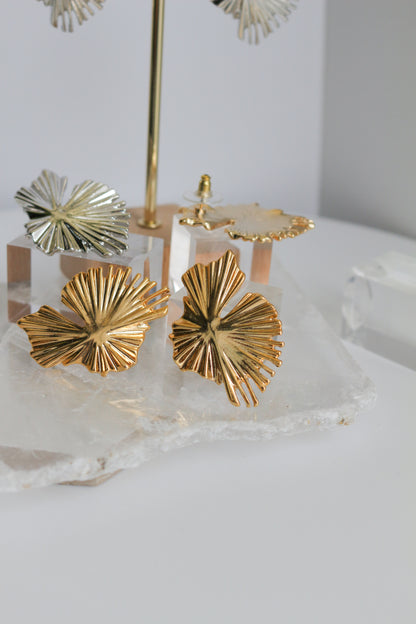 Lily Pad Metal Pierce Earring No.2 〜Sakkoly