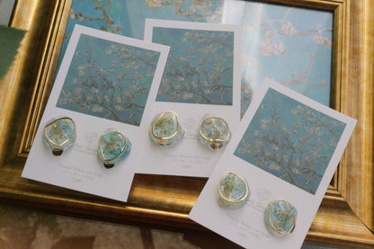 Gogh Inspired Flower Medallion Earrings No.1 イヤリング Clip-on アーモンドの花