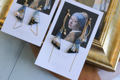 Johannes Vermeer Inspired Triangular Floral Earrings-真珠の耳飾りの少女