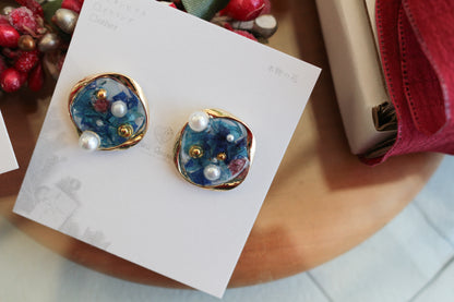 Christmas Flower Medallion 2025