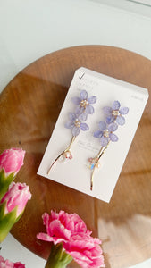 Real "Ajisai" Hydrangea Earring - Cool Color