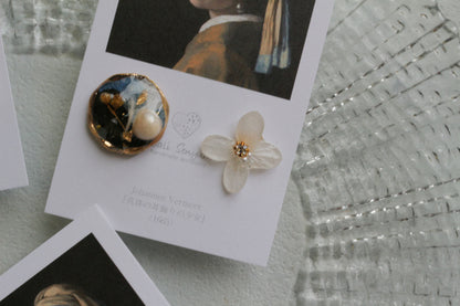 Vermeer's Inspired Flower and Medallion No.2 イヤリング Clip-on 真珠の耳飾りの少女