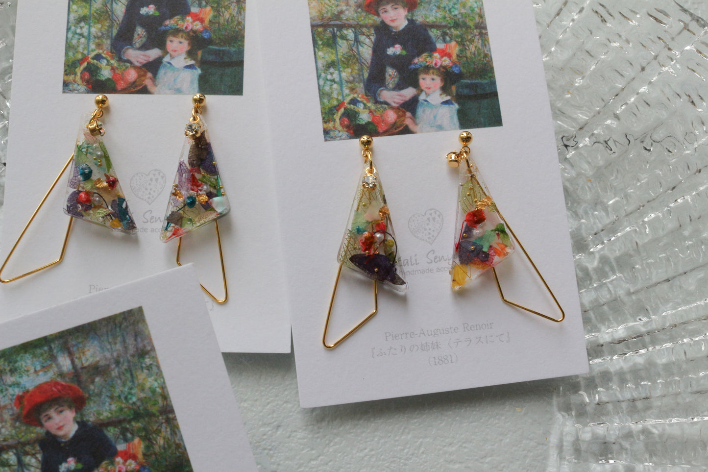 Renoir Inspired Triangular Floral Earrings-ふたりの姉妹