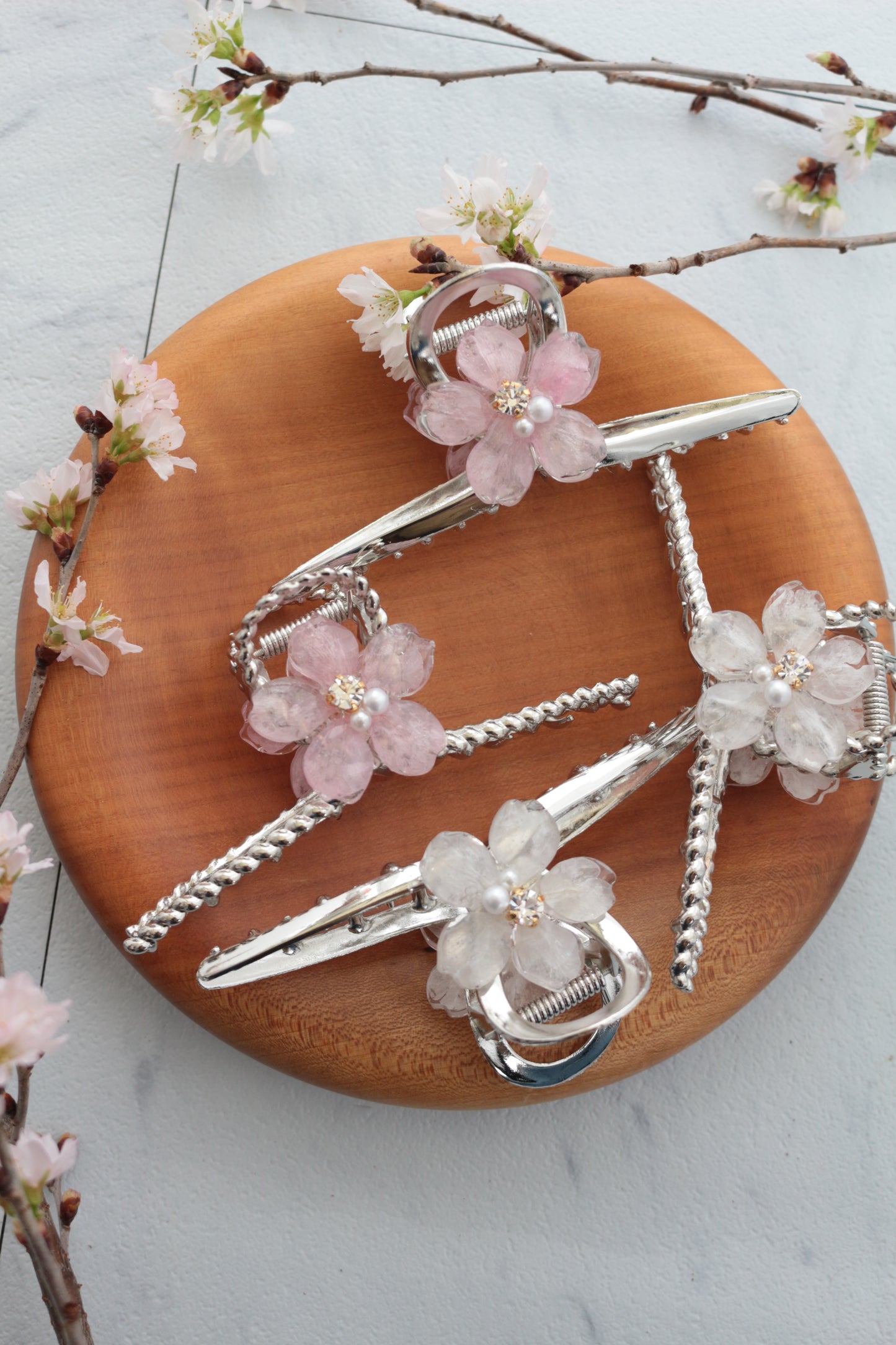 Someiyoshino Sakura Silver Color Hair Clip - White  Big