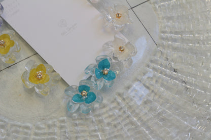 Clear Petals & Flower No.1 パーツ選べます。ピアス  or イヤリング