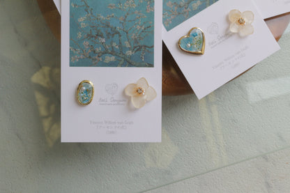 Gogh Inspired Flower and Medallion No. 1 Pierceチタンピアス - アーモンドの花