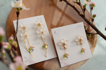 Real "Someiyoshino" Sakura Earring Kumamoto Homage- 緑桜の御衣黄   モチーフ