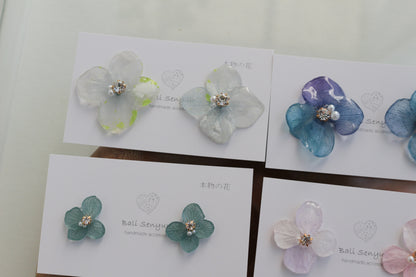 Hydrangea Petal  No.62 パーツ選べます。Clip-on or Titanium Pierce