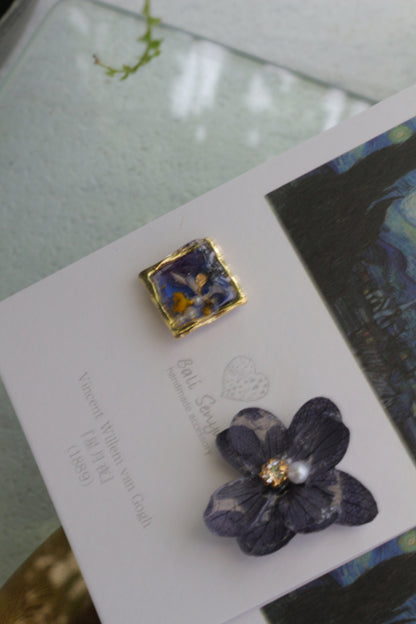 Gogh Inspired Flower and Medallion No. 1 Pierceチタンピアス - 星月夜