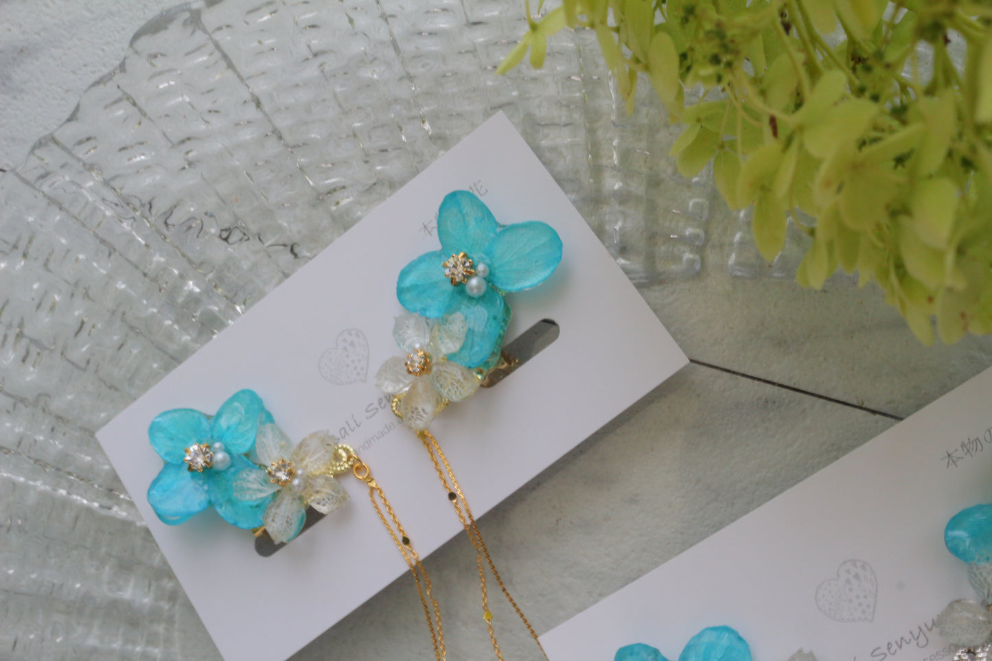 Hydrangea Flying Butterfly  No.57- Clip-on(イヤリング）