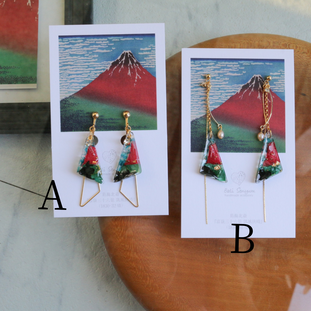 Hokusai Katsushika Inspired Triangular Floral Earrings -『富嶽三十六景』