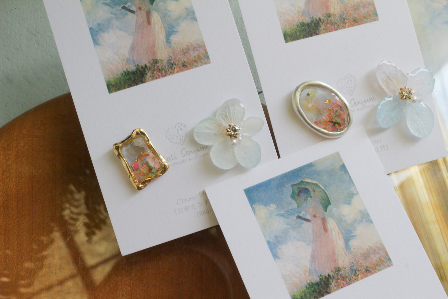 Monet Inspired Flower Earrings No.17 ピアスTitanium Pierce 日傘をさす女性