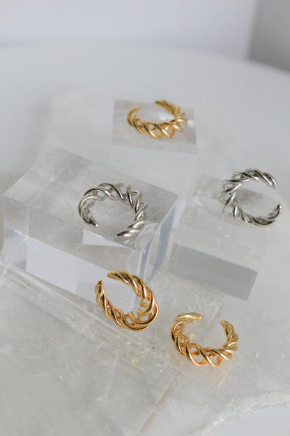 Ear-cuff No.2- Sakkoly