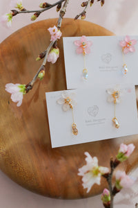 Someiyoshino Sakura Earrings with Hanging Sparkling Gem No.2