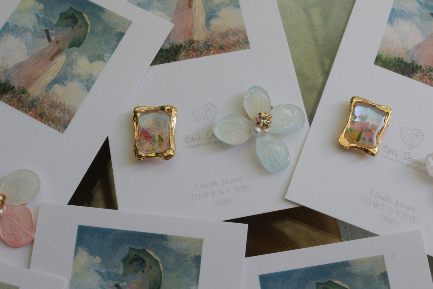 Monet Inspired Flower Earrings No.19 ピアスTitanium Pierce 日傘をさす女性