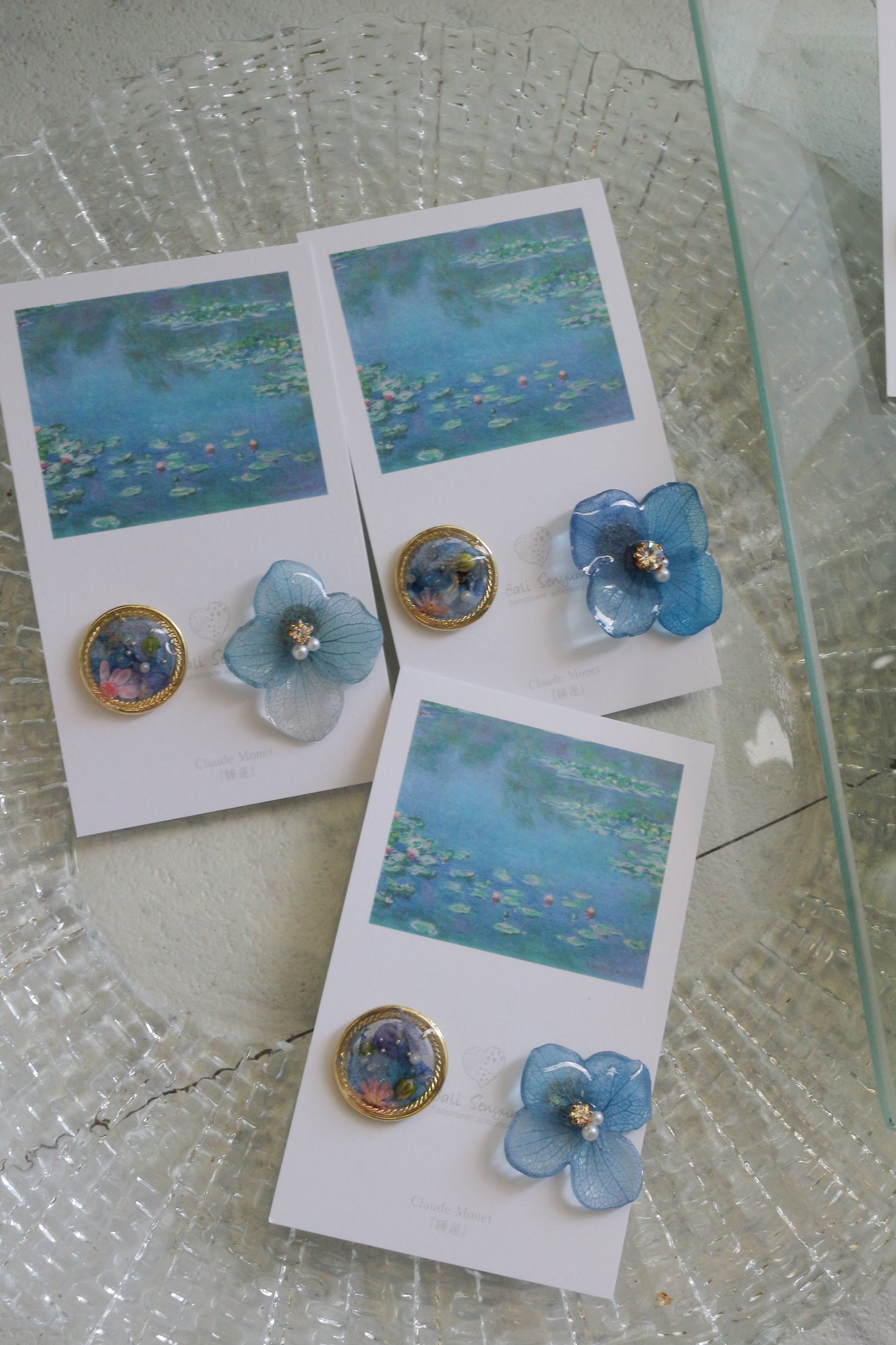 Monet Inspired Flower and Medallion No.35 ピアスTitanium Pierce 睡蓮