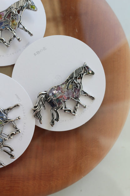 Horse Brooch No.1