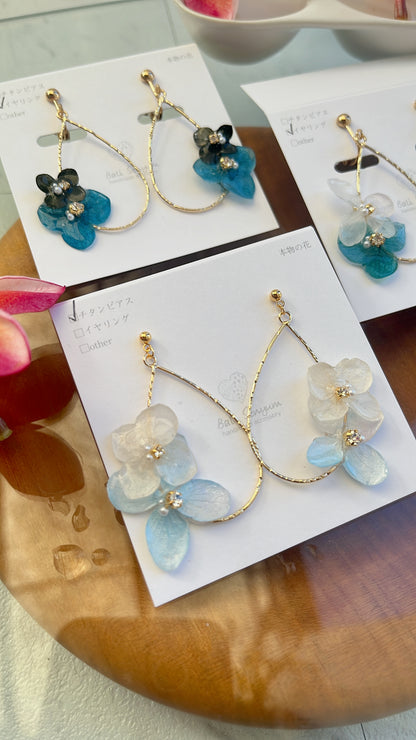 Teardrop Hoop Earrings with Hydrangeas No.10