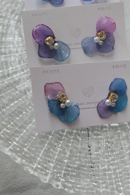 Hydrangea Wing No.143- Titanium Pierce(ピアス）