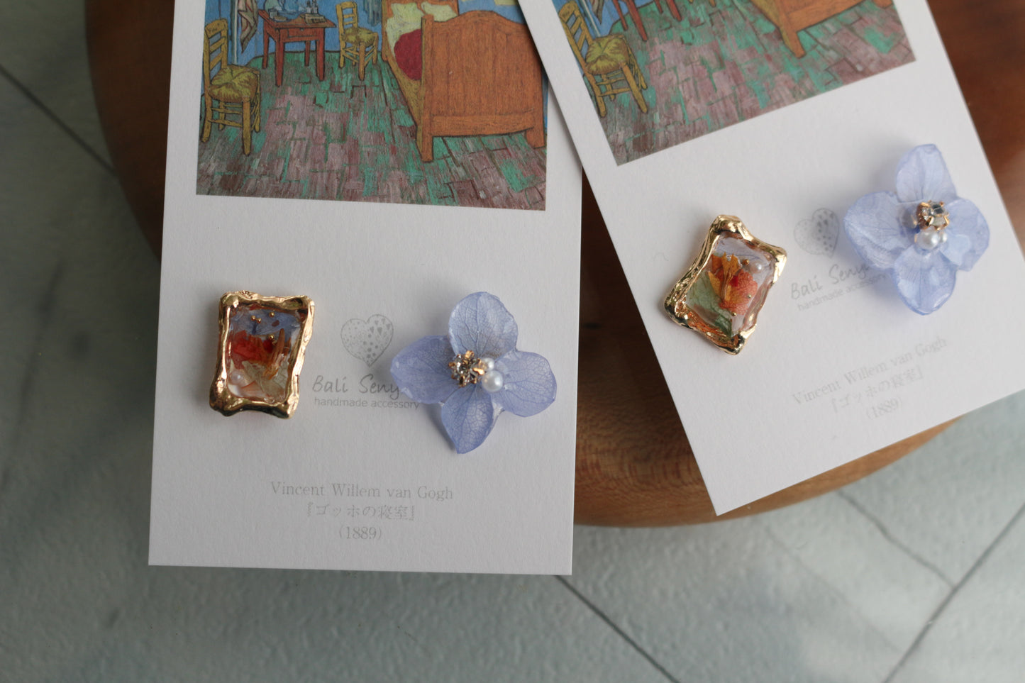Gogh Inspired Flower and Medallion Earring No.2 ピアスTitanium Pierce ゴッホの寝室