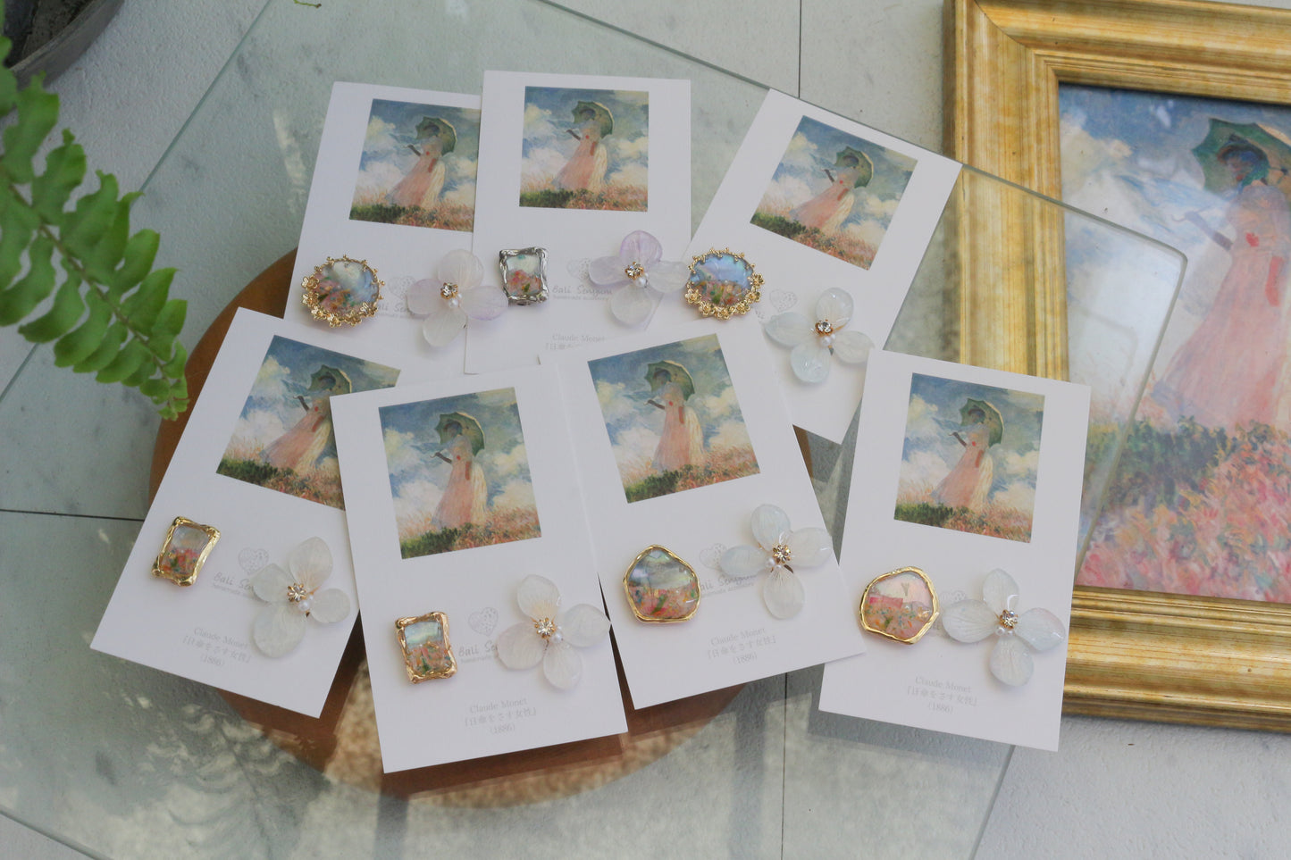 Monet Inspired Flower Earrings No.20 イヤリングClip-on 日傘をさす女性