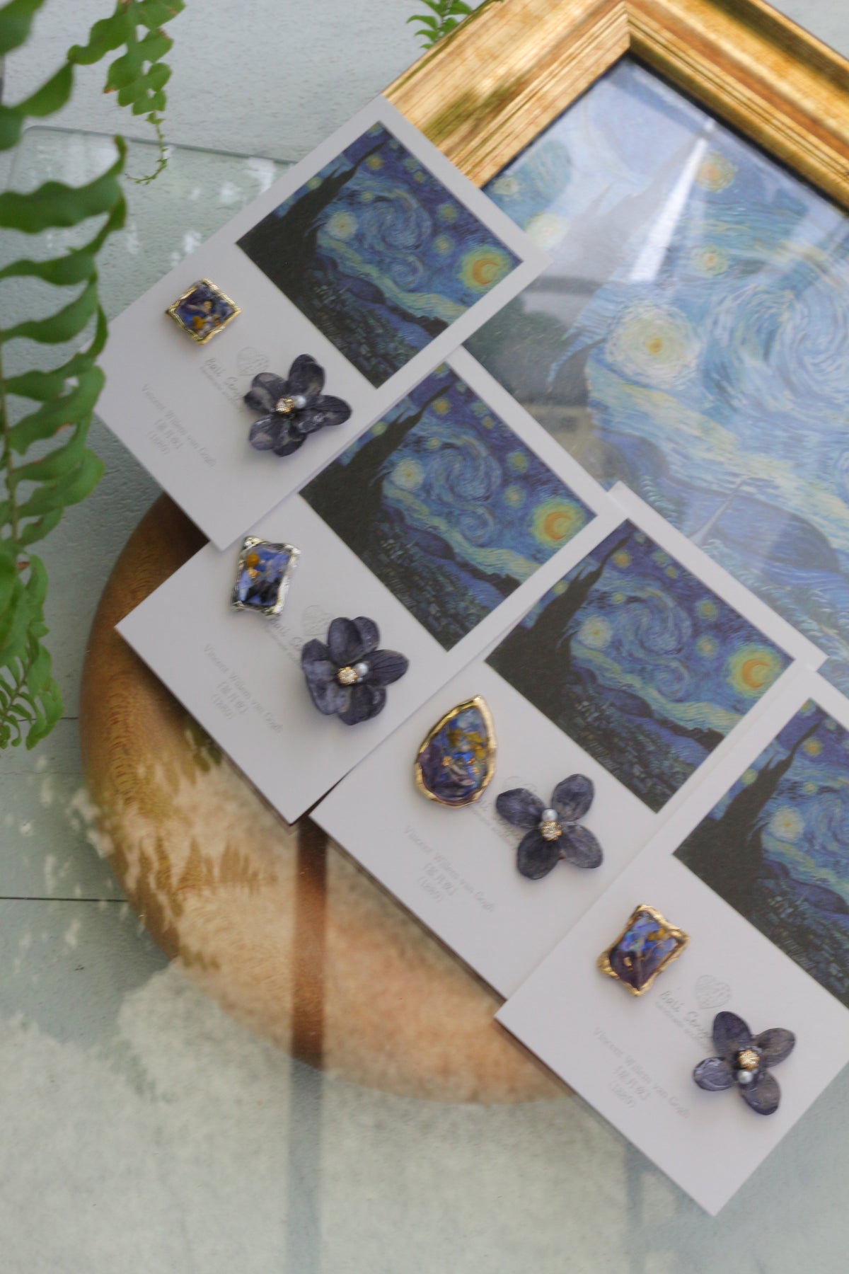 Gogh Inspired Flower and Medallion No. 1 Pierceチタンピアス - 星月夜